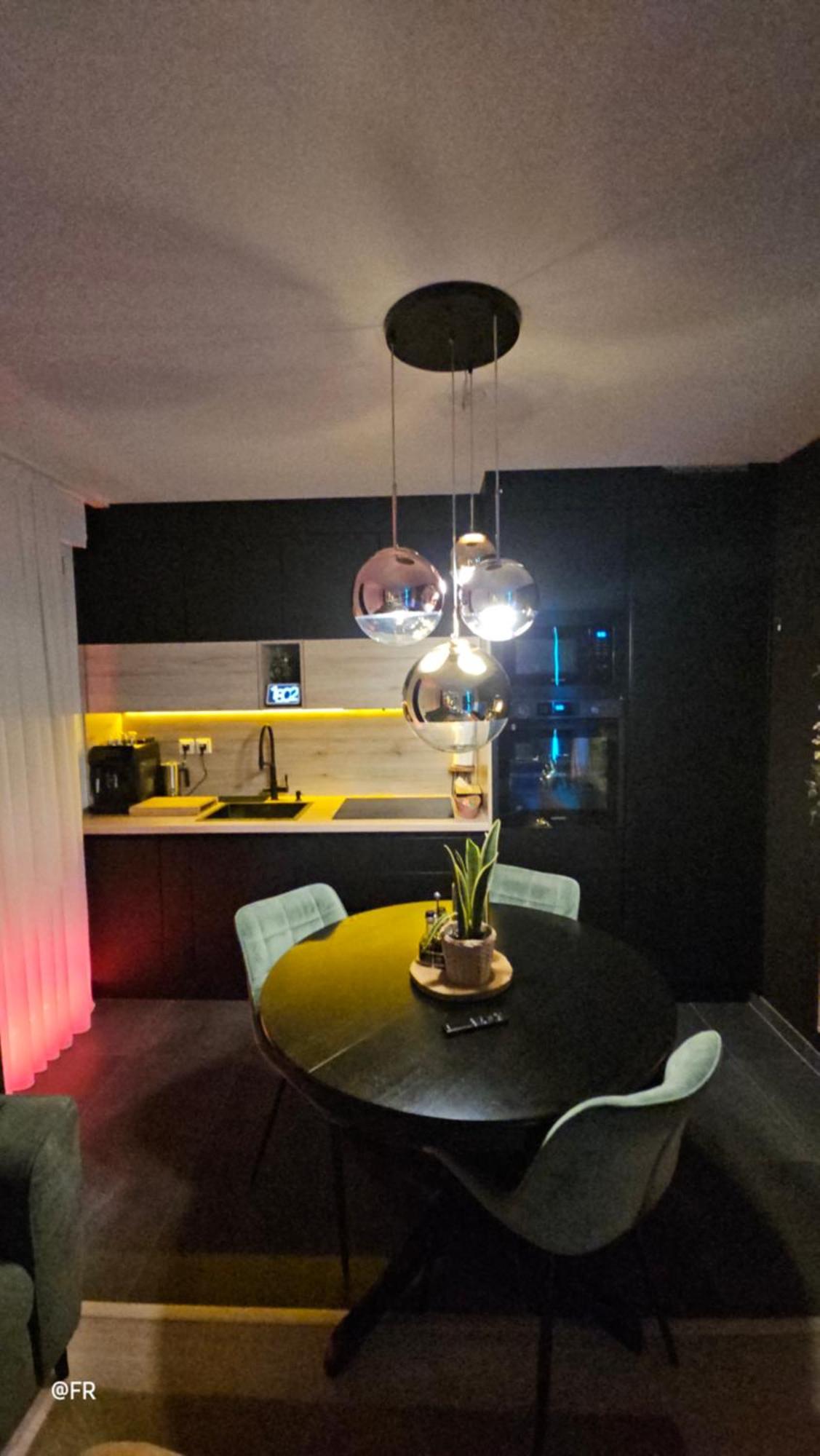 Superbe Dans Un Quartier Neuf Et Calme Apartment